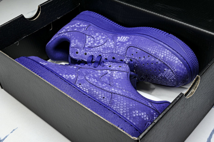 Kobe Bryant x Nike Air Force 1 Low “Court Purple” IB0018-500
