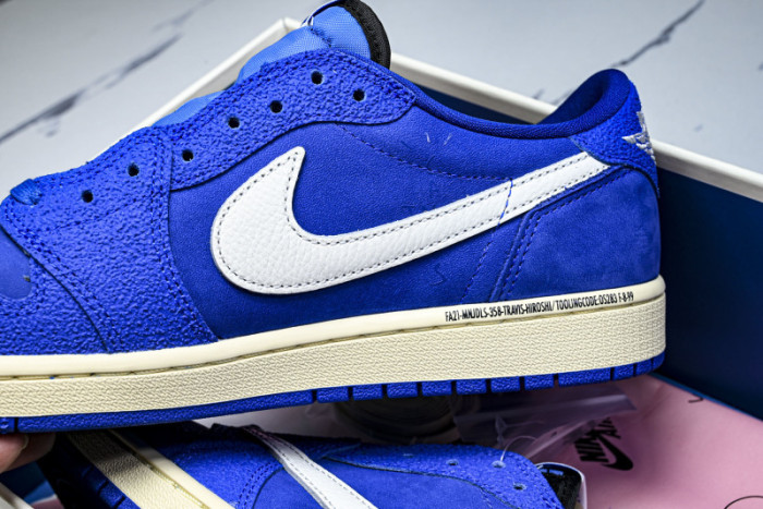 Travis Scott x Air Jordan 1 Low OG DM7866-400