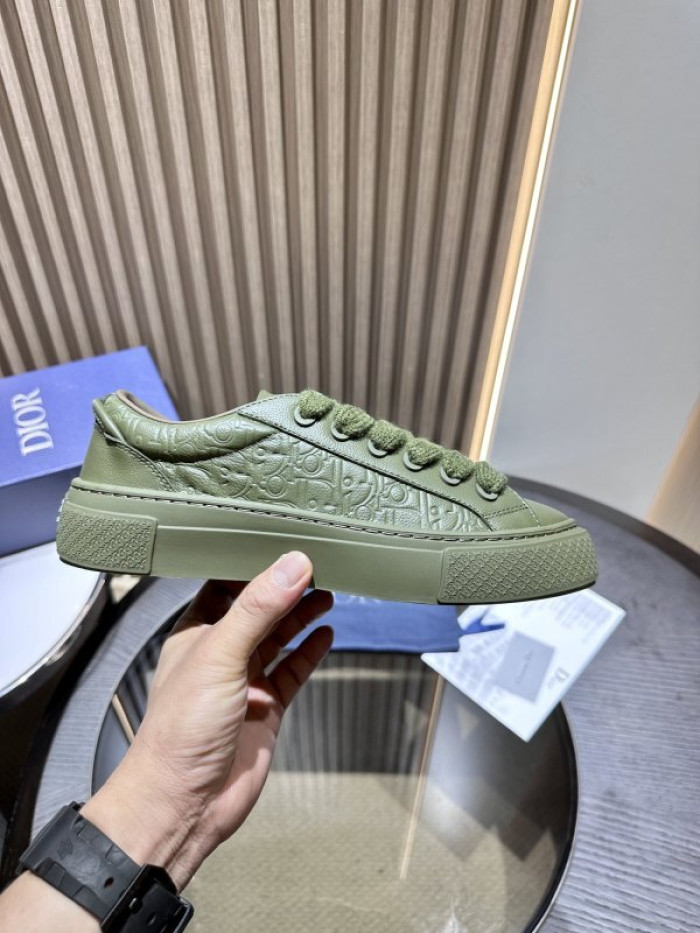 DR B33 LOW-TOP SNEAKERS DR-121
