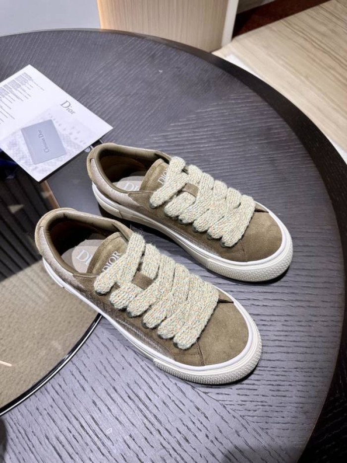 DR B33 LOW-TOP SNEAKERS DR-135