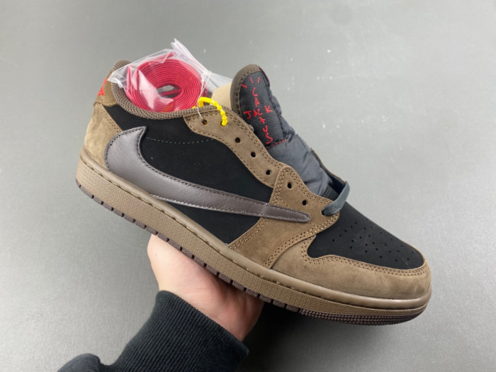 Travis Scott x Air Jordan 1 Low OG DM7866-00111