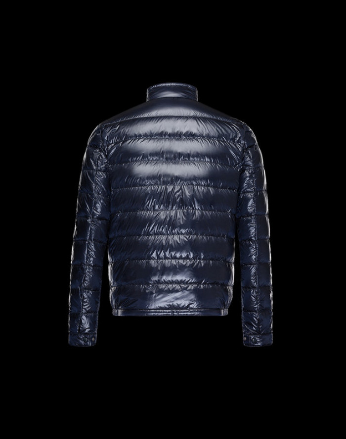 win clothes (light/ thin type) cl37