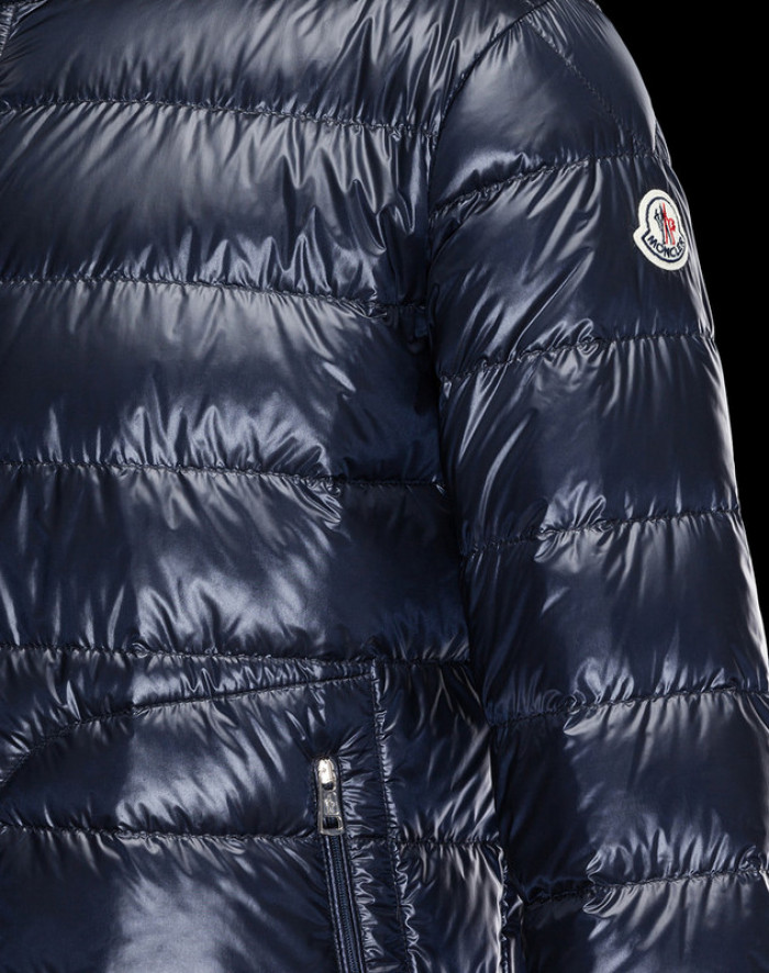 win clothes (light/ thin type) cl37