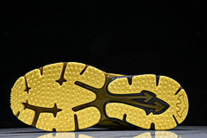 of be right back sneakers ob2